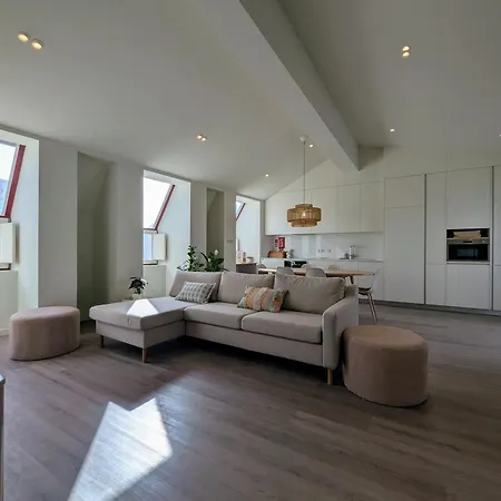 아파트 Penthouse With Pool - Faro Centre