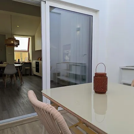 Penthouse With Pool - Faro Centre 아파트 파로