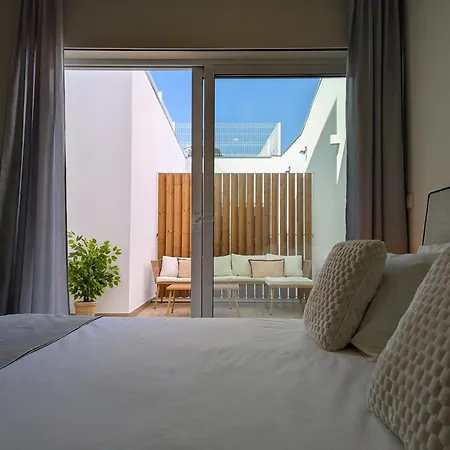 아파트 Penthouse With Pool - Faro Centre *