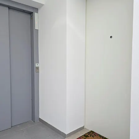 Penthouse With Pool - Faro Centre